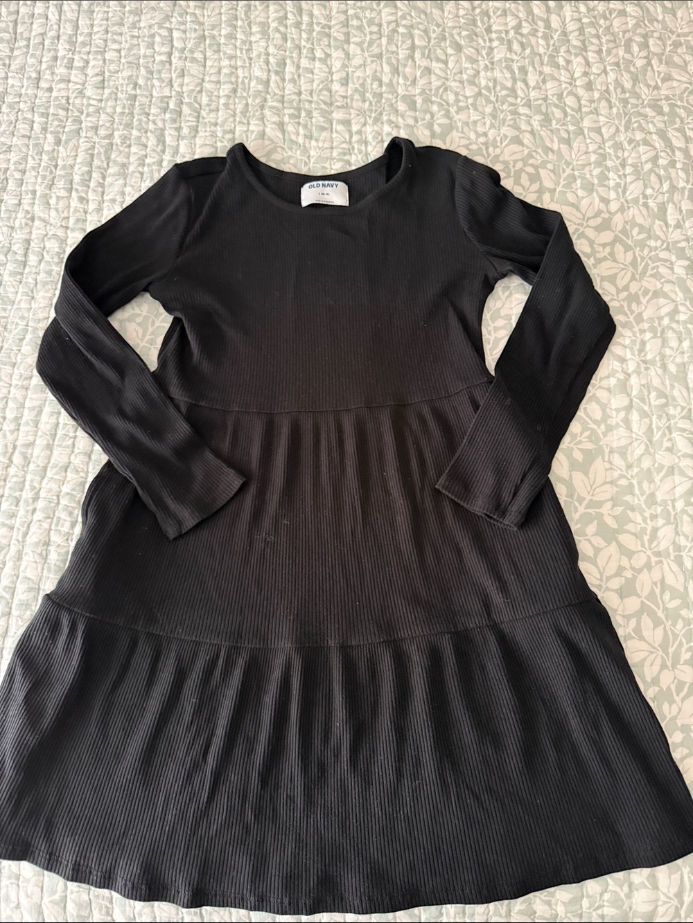 Old Navy Black Ribbed Long-Sleeve Tiered Dress for Girls